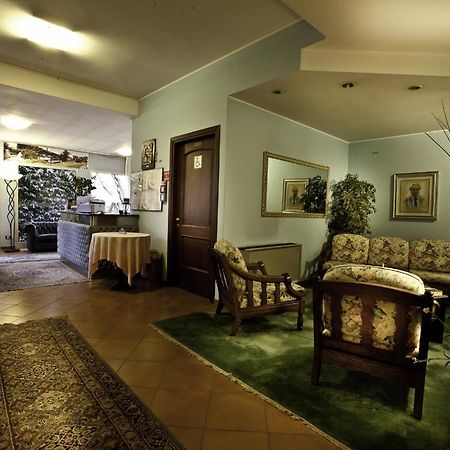 Hotel Nastro Azzurro Monguzzo Exterior foto